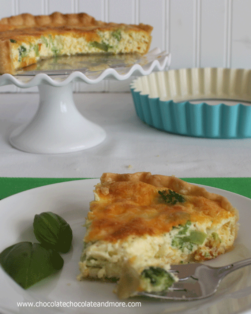 Broccoli and Cheddar Cheese Quiche from www.chocolatechocolateandmore.com