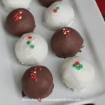 Creme-de-menthe-Chocolate-Cake-Balls-from-ChocolateChocolateandmore-54a