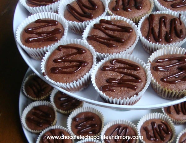 These Petit Mocha Cheesecakes are perfect for any party!