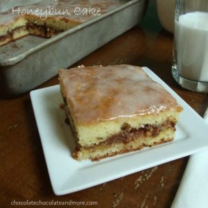 Honey Bun Cake-so much better than the snack it's named after!