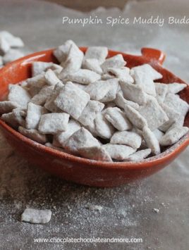 Pumpkin Spice Muddy Buddies-your favorite snack with the flavored with Pumpkin Spice, perfect for fall!
