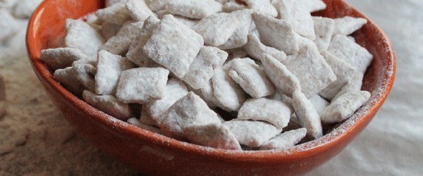 Pumpkin Spice Muddy Buddies-your favorite snack with the flavored with Pumpkin Spice, perfect for fall!