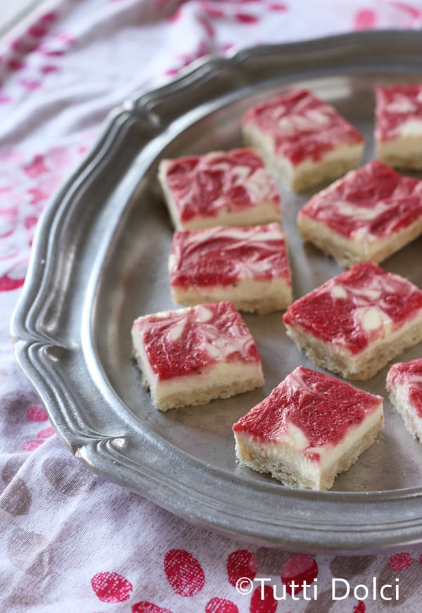 Strawberry-Cheesecake-Bars-1-copy