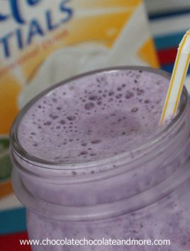 Carnation Breakfast Smoothies-a fast and tasty way to start off the day!