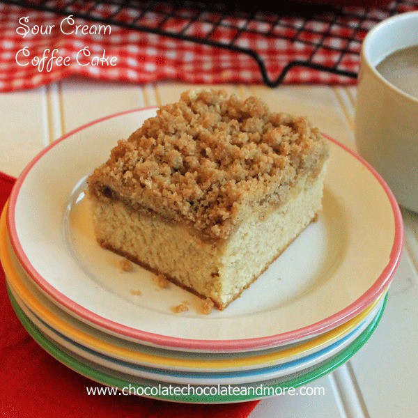Sour Cream Coffee Cake-just look at all that crumb topping!