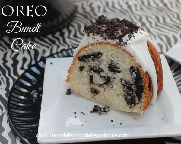 Oreo Bundt Cake-a fun cake that's easy to make!