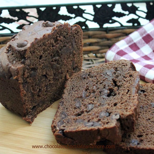 Sour-Cream-Chocolate-Bread-from-ChocolateChocolateandmore-33a