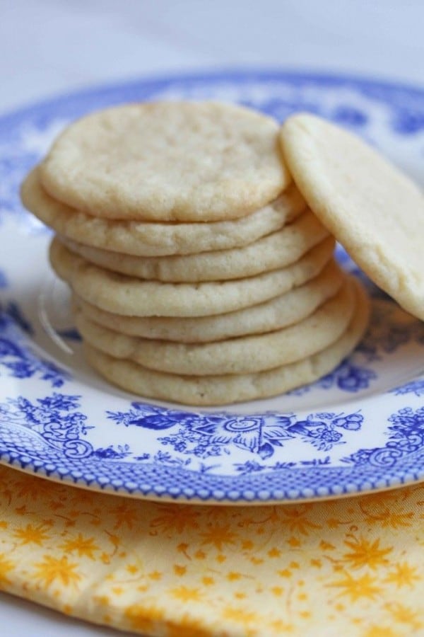 Southern Tea Cakes-50 Cookie Recipes to Fill Your Cookie Jar | www.chocolatechocolateandmore.com