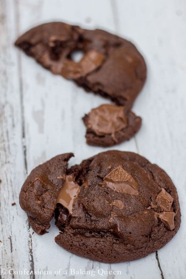 Guinness Chocolate Cookies-50 Cookie Recipes to Fill Your Cookie Jar | www.chocolatechocolateandmore.com