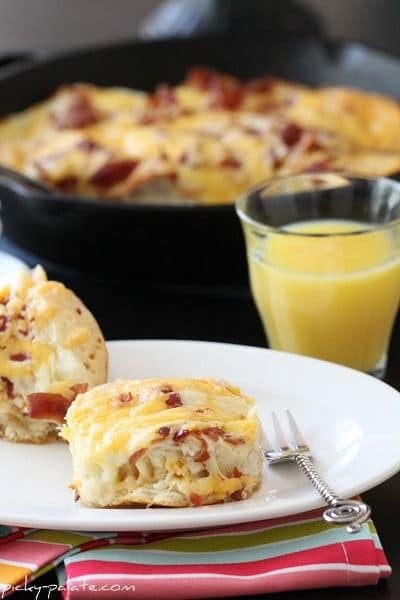 50 Easy to Make Breakfast Recipes: Easy Cheesy Bacon Biscuit Pull-Aparts