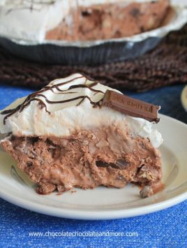 Chocolate Candy Bar Ice Cream Pie-an easy dessert to cool down on a hot day and the kids loving help make it!