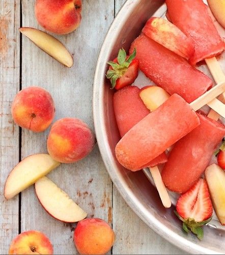 50 Popsicles: Strawberry Peach Vodka Peach Collins