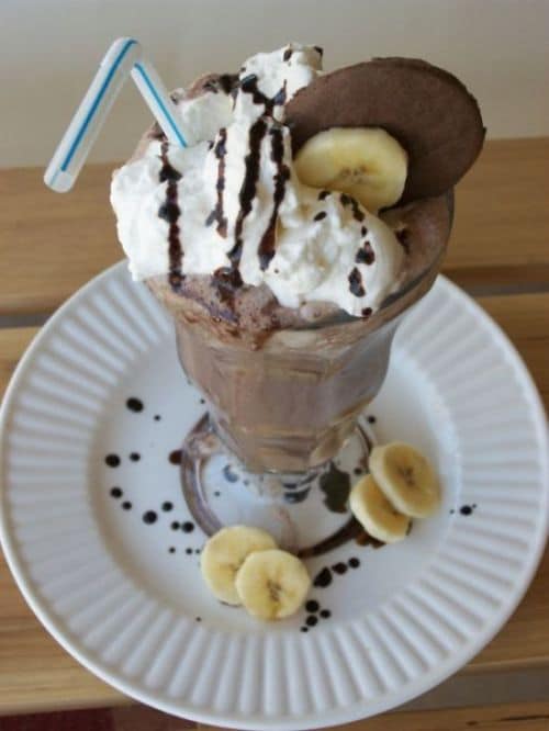 100 Frozen Drinks: Best Ever Chocolate Banana Milkshake