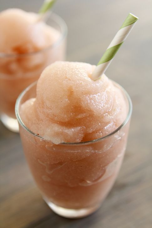 100 Frozen Drinks: Riesling Strawberry Slushies