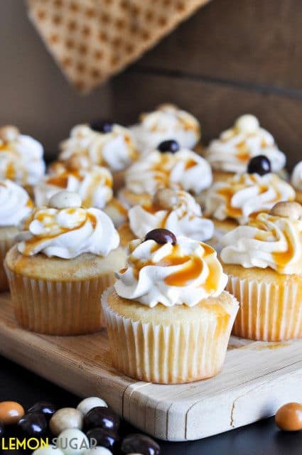 50 Very Vanilla Recipes: Vanilla Latte Cupcakes