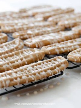 Cinnamon Cookie Sticks-a refrigerated cookie dough, slice, bake then drizzle some glaze, these cookies are both a little crunchy and chewy at the same time. Perfect with a cup of coffee or a tall glass of milk!