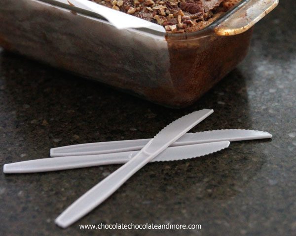 Cinnamon-Swirl-Quick-Bread-Recipe-plastice-knives-Chocolatechocolateandmore-91a