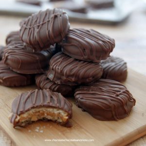 Chocolate-Covered-Peanut-Butter-Crackers-38a
