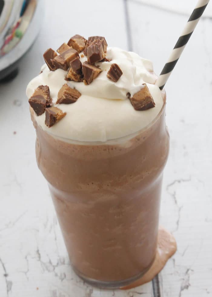 Chocolate Peanut Butter Milkshake-tastes like drinking a frozen peanut butter cup!
