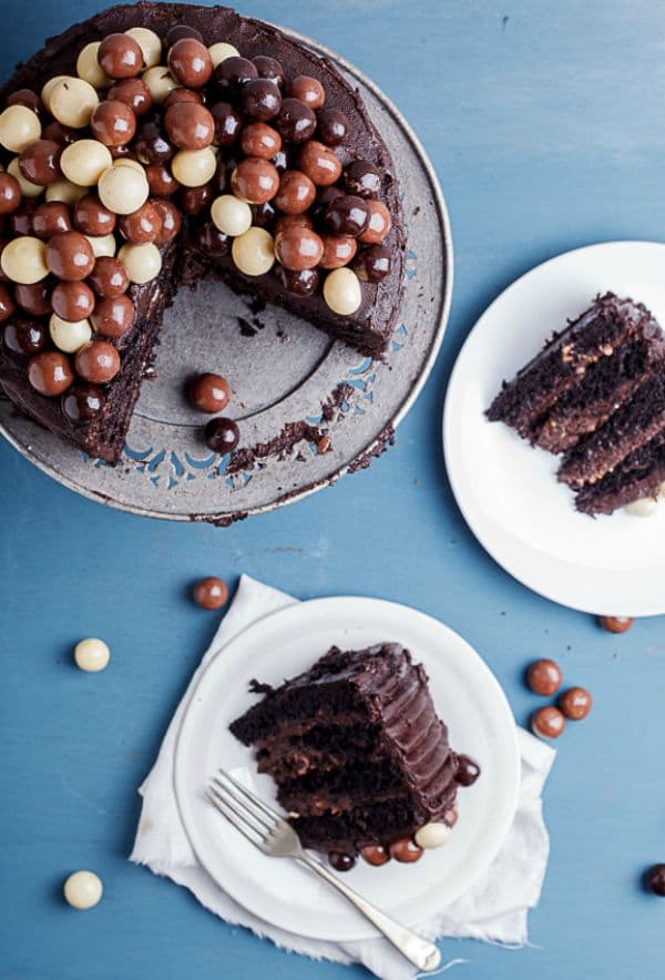 Double Coffee Chocolate Cake with Chocolate Fudge Frosting by simply-delicious-food.com