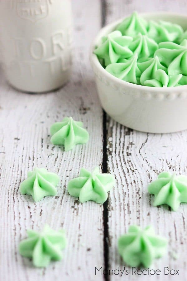 Cream Cheese Mints by mandysrecipeboxblog.com