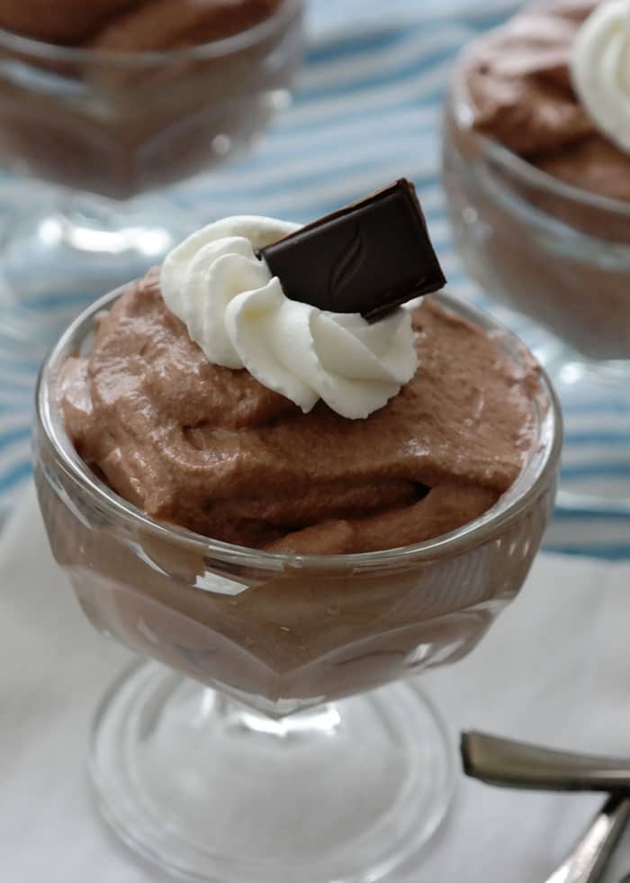 Easy Whipped Dark Chocolate Mousse - Chocolate Chocolate ...