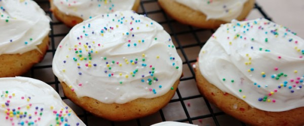 Sugar Cake Cookies-this recipe is everything you love about cake, in a cookie! These cookies are the muffin tops of the cake world.