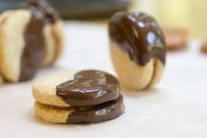 Browned Butter Shortbread Sandwich Cookies