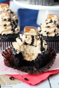 Snickers_Cupcakes5