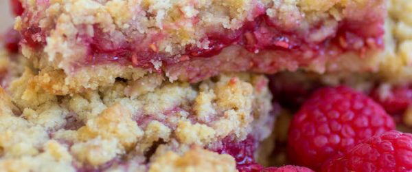 Raspberry Lemon Crumble Bars - A super easy recipe for sweet and tart raspberry lemon crumble bars!
