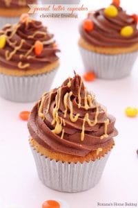 peanut-butter-and-chocolate-cupcakes-recipe-1