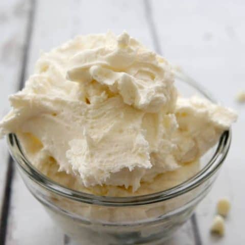 White Chocolate Buttercream Frosting-image