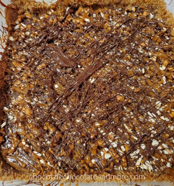 a whole pan of bars uncut drizzled with chocolate