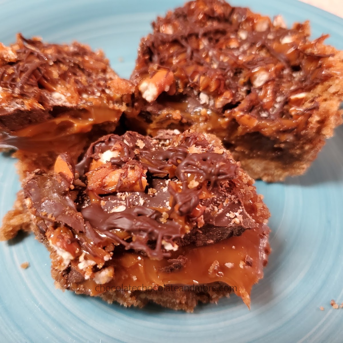 Chocolate Caramel Pretzel Bars are a delectable combination of sweet and salty.&nbsp; The crunch of the pretzels adds great texture to these bars. via @chocolatemore