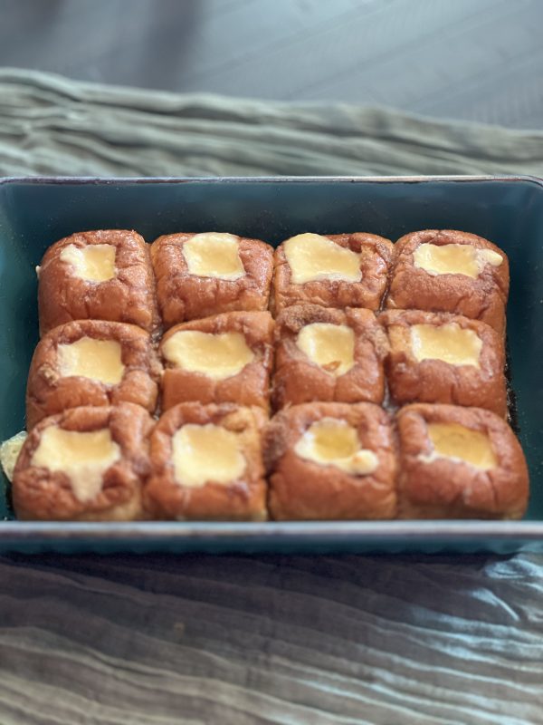 Hawaiian Roll Cheese Danish