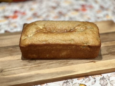 Cinnamon Apple Bread