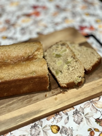 Cinnamon Apple Bread