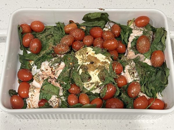 Garlic & Cheese Salmon Pasta