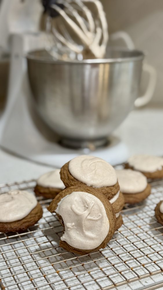 Soft Glazed Cinnamon Cookies