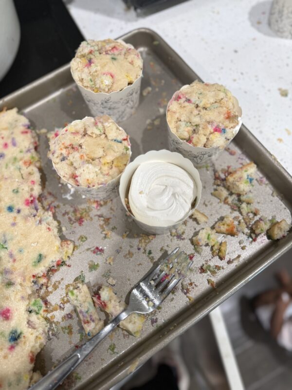 Dot Cake Cups